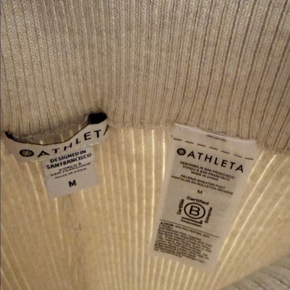 NWT! 🤍 Athleta Reverie Sweater Pant, Salt Ivory, Size M - Picture 5 of 9